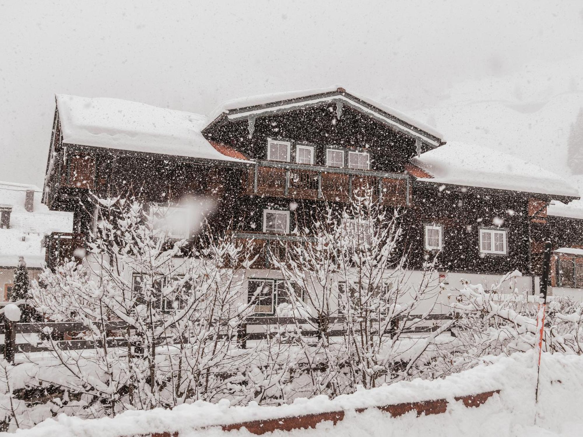 Aura Bed & Breakfast Sankt Jakob in Defereggen Exterior photo