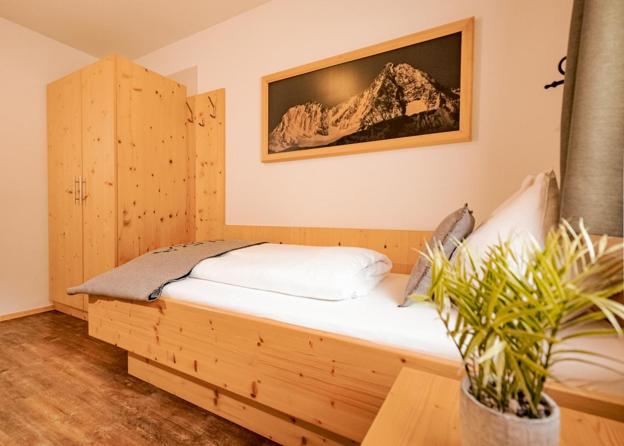 Aura Bed & Breakfast Sankt Jakob in Defereggen Exterior photo